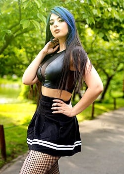 Valentina Kryp image 4 of 4