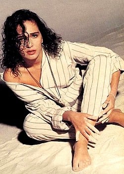 Valeria Golino image 1 of 3