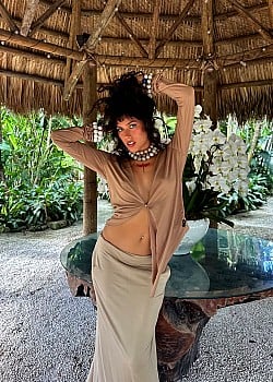Valeria Mars image 2 of 4
