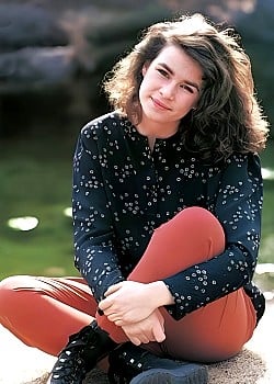 Valerie Kaprisky image 4 of 4