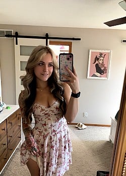 ValerieWhiteBby image 2 of 2