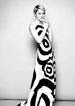 Valorie Curry image 4 of 4