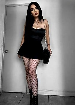 Vampxra image 1 of 3