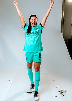 Vanessa DiBernardo image 1 of 2