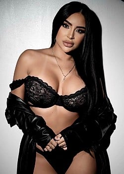Vanessa Jimenez image 2 of 4