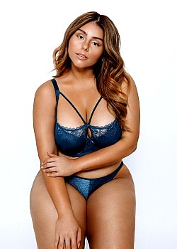 Vanessa Martinez (Model) image 4 of 4