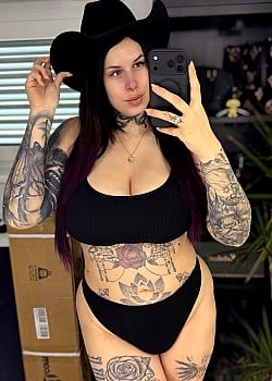 Vanessa Schwendtner image 2 of 4