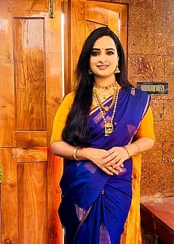 Varsha Evaliya image 3 of 3