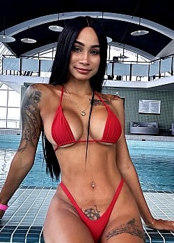 Veronica De Jesus image 3 of 3