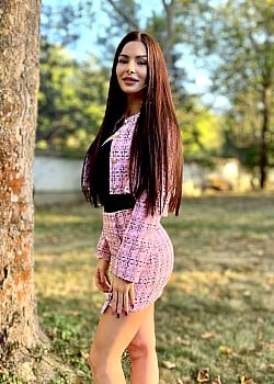 Veronika Martinova image 2 of 4