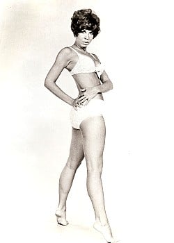 Vicki Lawrence image 2 of 4