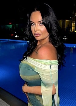 Vicky Pukis image 2 of 3