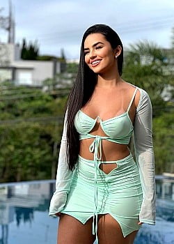 Victoria Azevedo image 3 of 4
