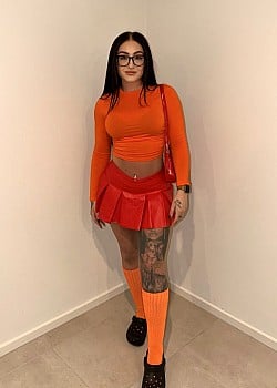 Victoria Bramhall image 1 of 2
