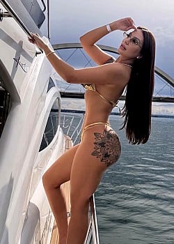 Victoria Faria image 3 of 4