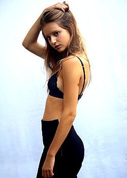Victoria Mottet image 4 of 4