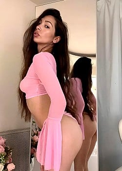 Viktoria Grand image 1 of 2
