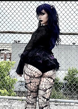 Violet Mortem image 2 of 4