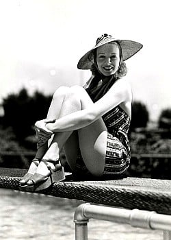 Virginia Bruce image 2 of 2