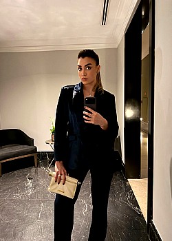 Vitoria Castro image 3 of 3