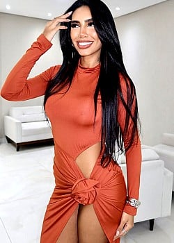 Vitoria Guedes image 1 of 4