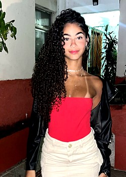 Vitoria Tenorio image 2 of 4