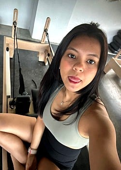 Vlora Zakiyah image 3 of 3