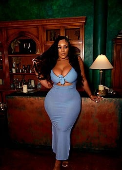 Wande Muniz image 1 of 3