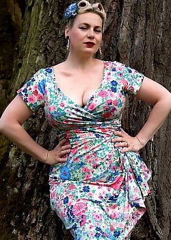 Whimsical Retro Vixen image 4 of 4