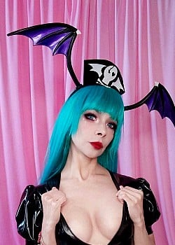 Wilhelmina Del Angel Von Klatka image 3 of 4