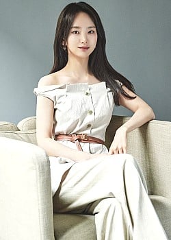 Won Jin-ah image 3 of 3