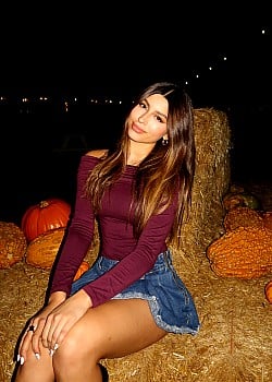 Ximena Flaka image 2 of 4
