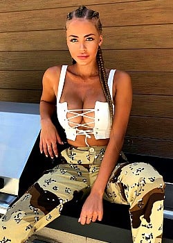 Xoyessica image 2 of 4