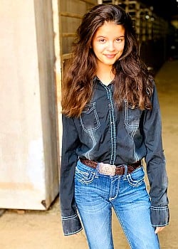 YaYa Gosselin image 3 of 3