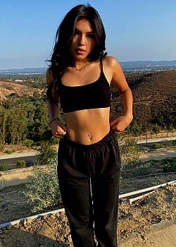 Yael Bernal image 3 of 4
