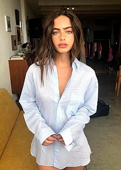 Yael Shelbia image 2 of 4