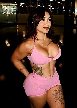 Yami Avila image 3 of 4