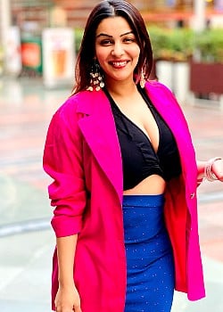 Yamini Malhotra image 4 of 4