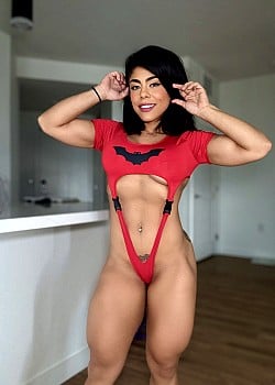 Yanet Perez image 4 of 4