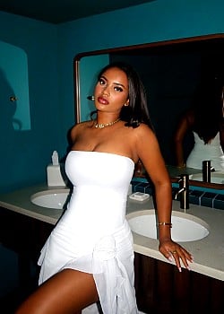 Yara Etienne image 4 of 4