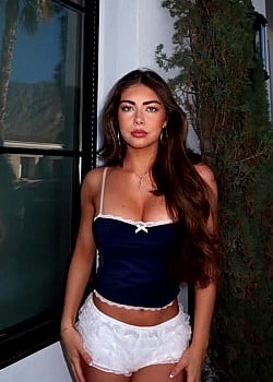 Yasmin Fayzano image 4 of 4