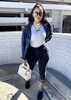 Yasmine Lopez image 3 of 4