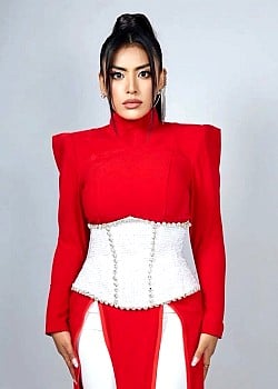 Yazmin Aziz image 2 of 4