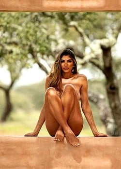 Yeliz Koc image 3 of 4