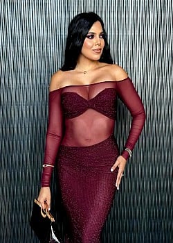 Yenni Pizarro image 3 of 3