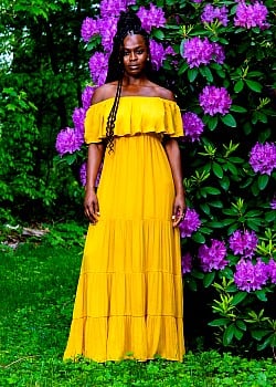 Yetide Badaki image 1 of 3