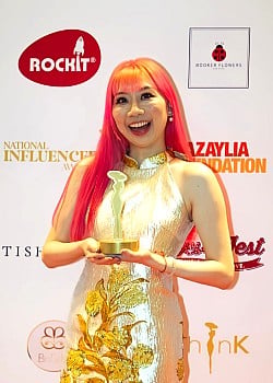 Yinrun Huang image 1 of 1