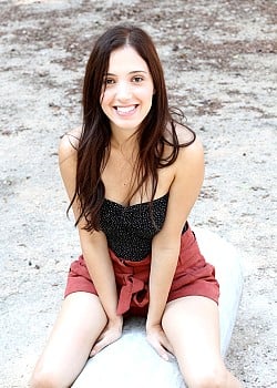 Yonit Tobi image 1 of 1