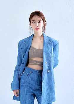 Yoo In-na image 2 of 4