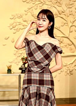 Yoo In-na image 3 of 4